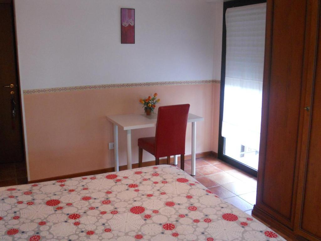 Madonna Della Neve Hotel Pettenasco Bilik gambar
