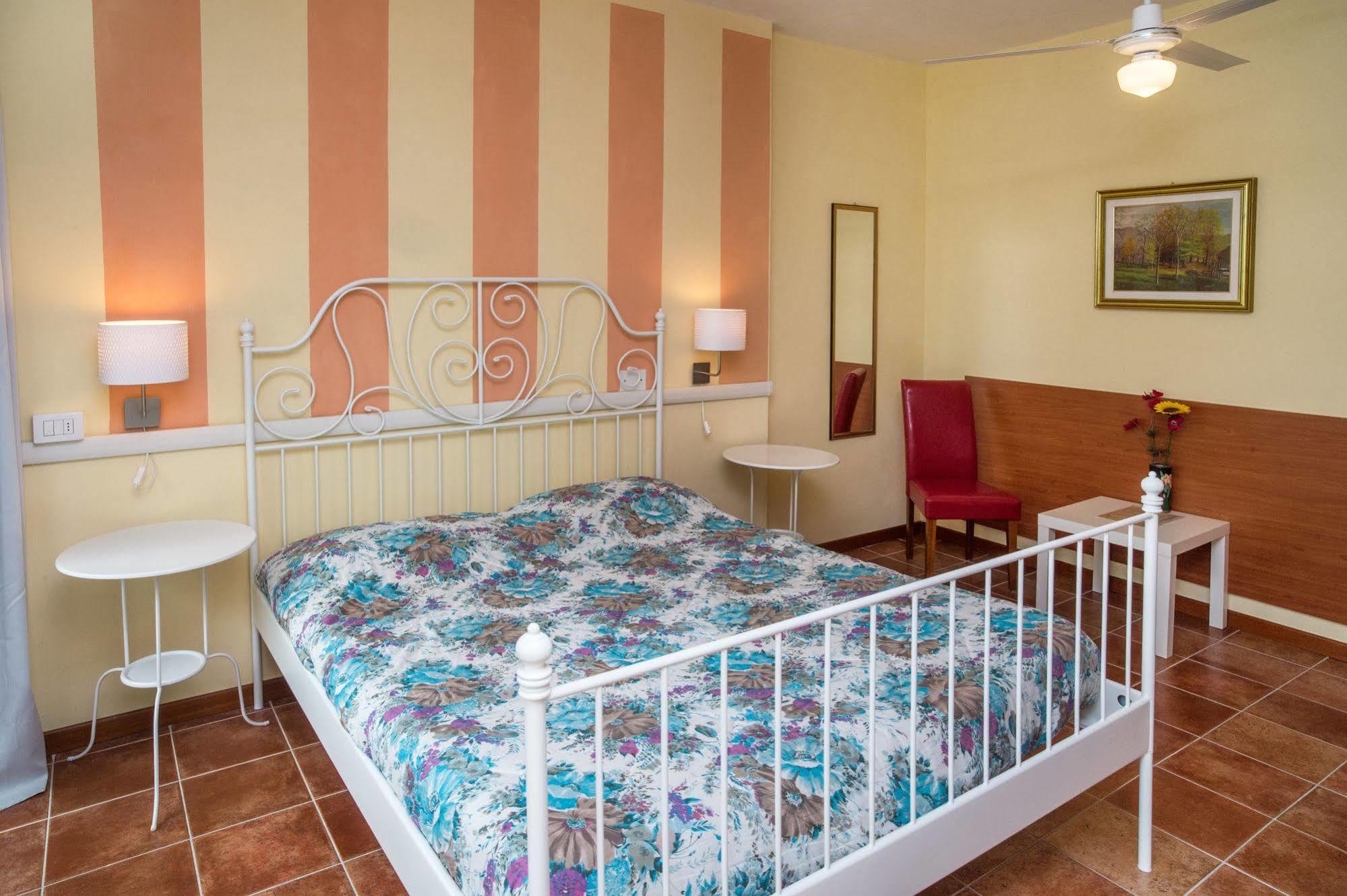 Madonna Della Neve Hotel Pettenasco Luaran gambar