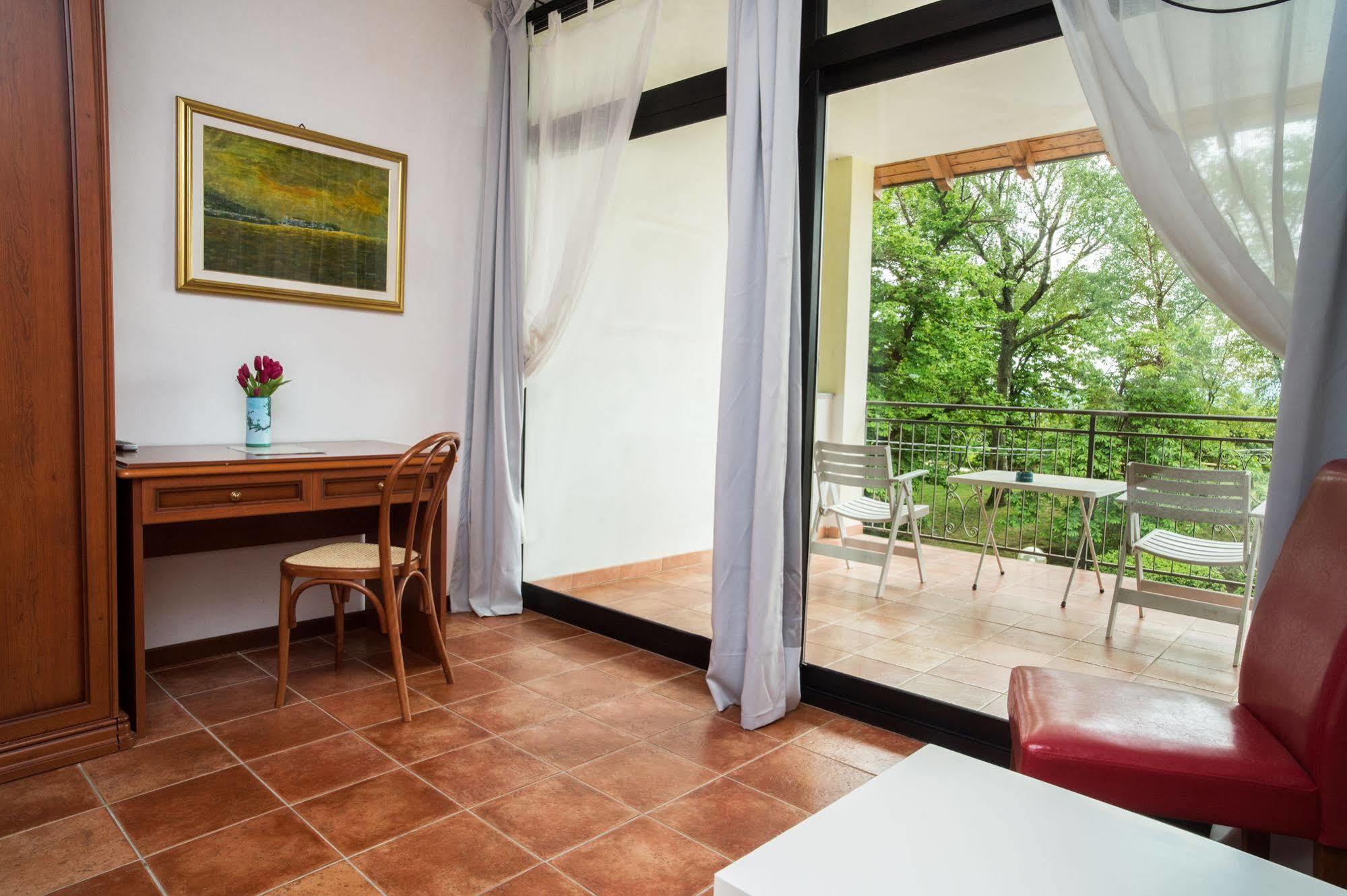 Madonna Della Neve Hotel Pettenasco Luaran gambar